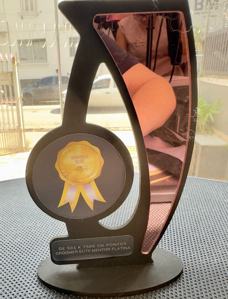 Troféu Groomer Elite — faixa de pontos Mentor Platina